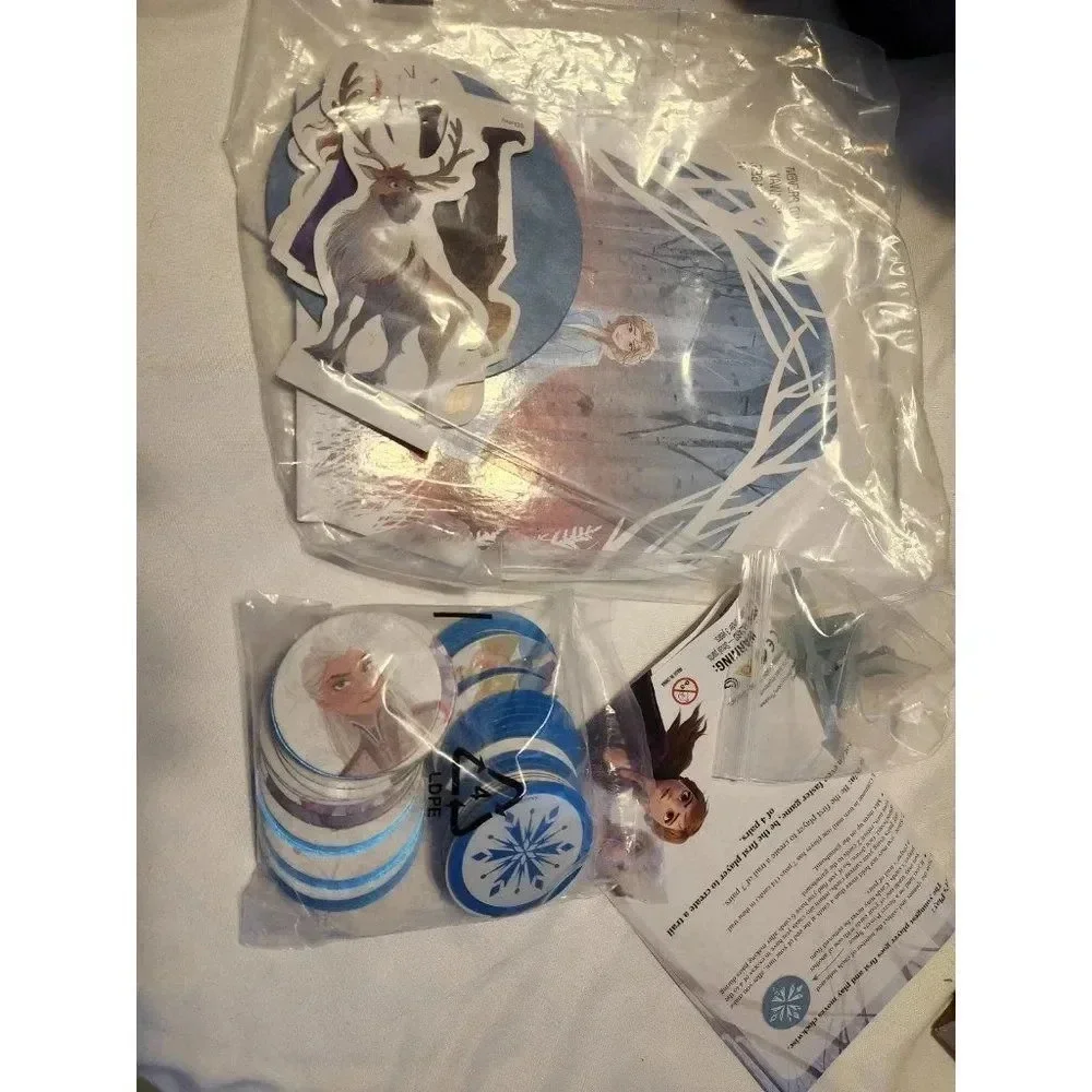 FROZEN 2 MATCHING GAME - NEW - BOX BUSTED BUT NEW